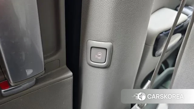 Kia The New Carnival id 3460096 из Кореи 9