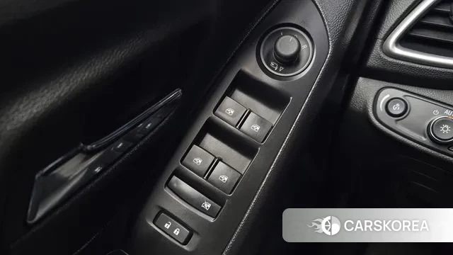 Chevrolet (GM Daewoo) The New Trax id 3761106 из Кореи 9