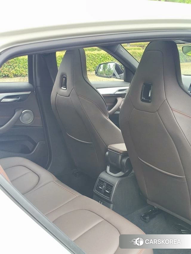 BMW X2 id 4241882 из Китая 9