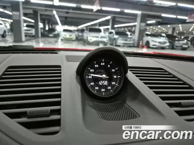 Porsche 911(992) id 2847266 из Кореи 9
