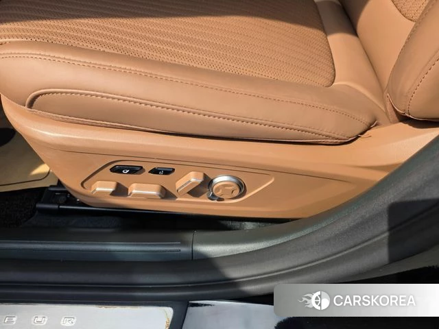 Hyundai Grandeur Hybrid (GN7) id 4591100 из Кореи 9