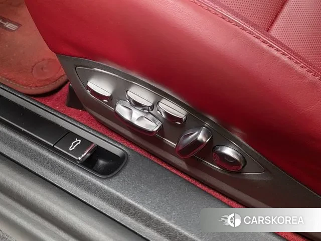 Porsche 718 Boxster id 3540352 из Кореи 9