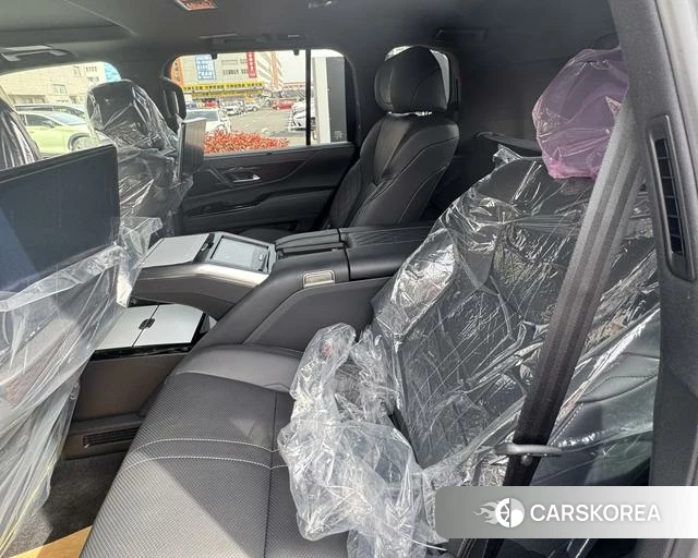 Lexus LX id 4239655 из Китая 9