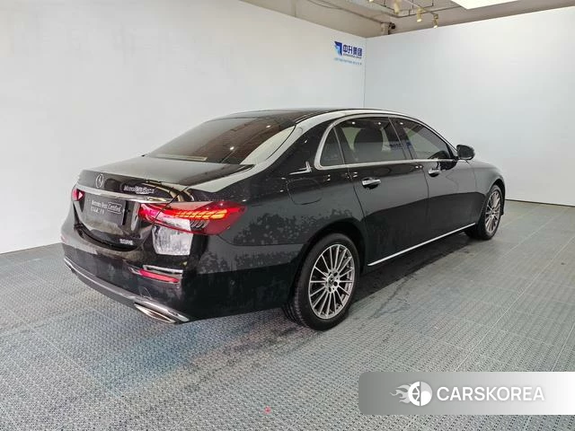 Mercedes-Benz E-class id 4392383 из Китая 9