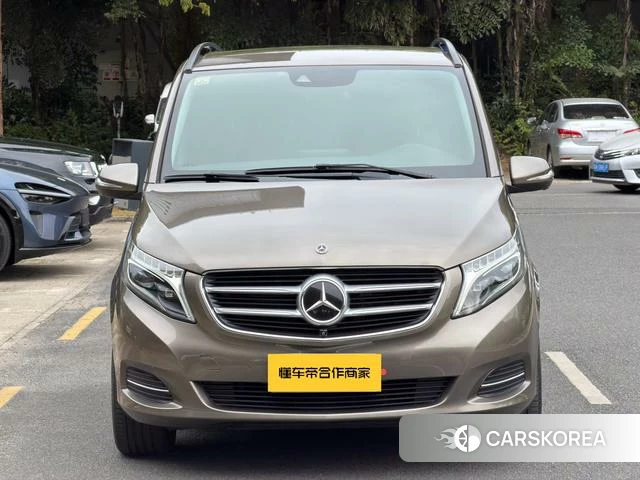 Mercedes-Benz V-class id 4222244 из Китая 9