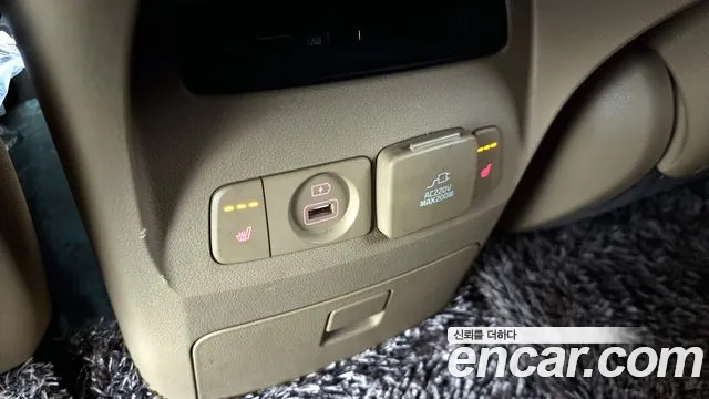 Kia The New Carnival id 2342440 из Кореи 9