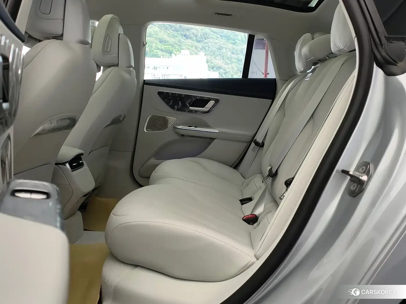 Mercedes-Benz EQE id 4553793 из Китая 9
