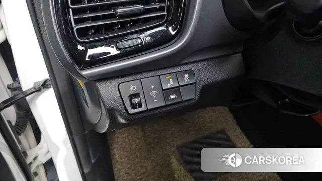 Kia Stonic id 3531029 из Кореи 9