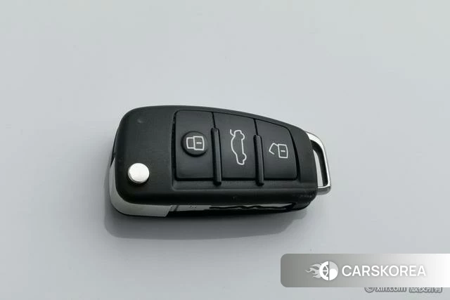 Audi Q3 id 4211332 из Китая 9