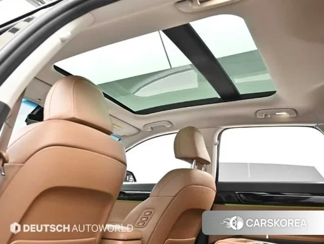 Hyundai Grandeur Hybrid (GN7) id 3770551 из Кореи 9