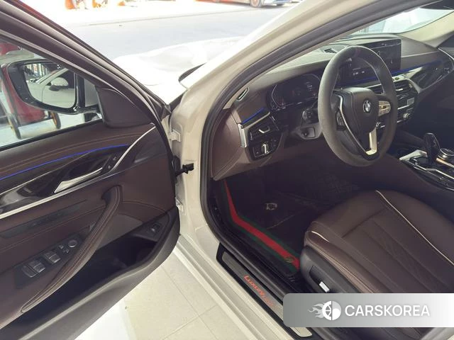 BMW 5 series id 4182625 из Китая 9