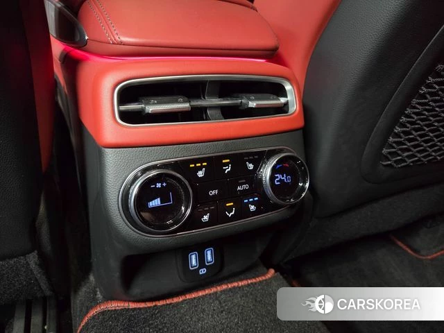 Genesis GV70 id 4360516 из Кореи 9