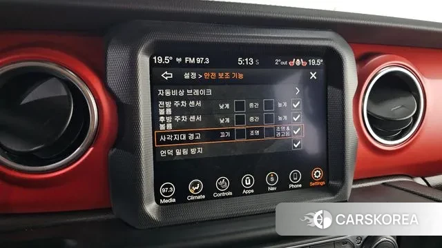 Jeep Gladiator (JT) id 3654542 из Кореи 9