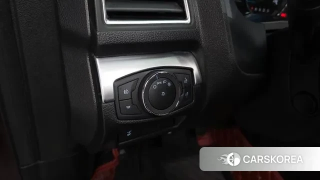 Ford Explorer id 3703585 из Кореи 9