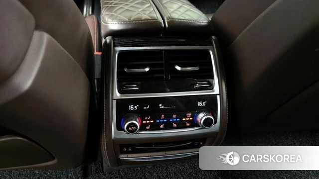 BMW 7 Series (G11) id 3916014 из Кореи 9