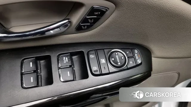 Kia The New Carnival id 3789531 из Кореи 9