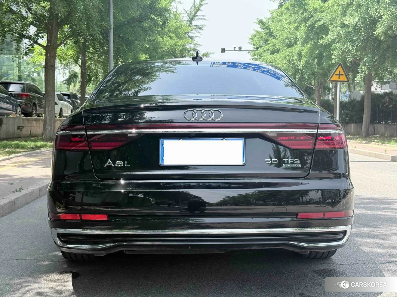 Audi A8 id 4419495 из Китая 9