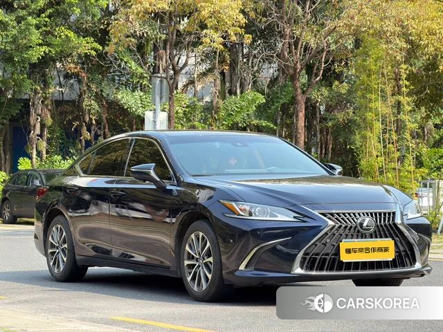 Lexus ES id 4333777 из Китая 9