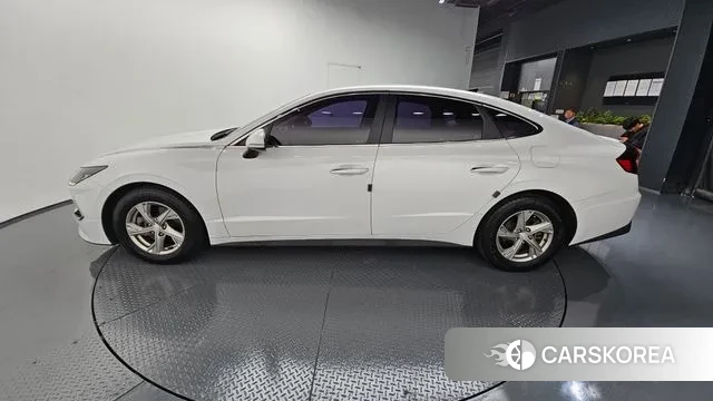 Hyundai Sonata (DN8) id 3307815 из Кореи 9