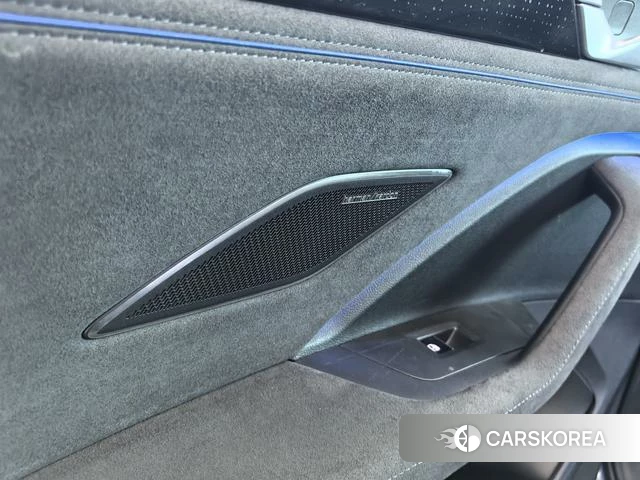 Volkswagen Tiguan L id 4299629 из Китая 9