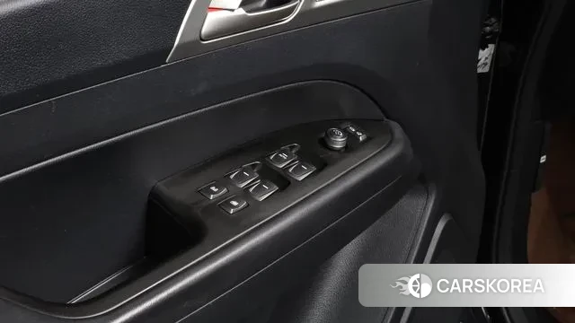 Ssangyong Rexton Sports id 3718555 из Кореи 9