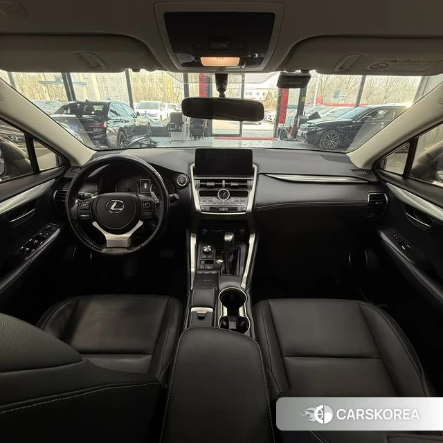Lexus NX id 4259230 из Китая 9