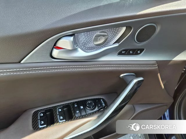 Kia Stinger id 4196839 из Кореи 9