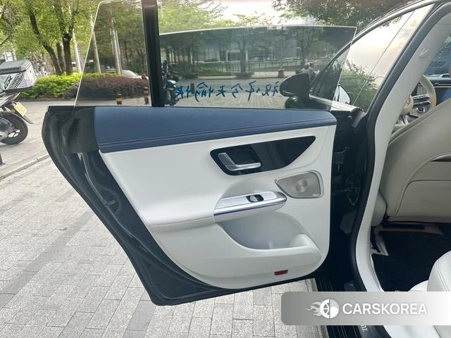 Mercedes-Benz EQE id 4298474 из Китая 9