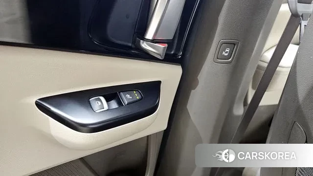 Kia Carnival 4th generation id 3557003 из Кореи 9