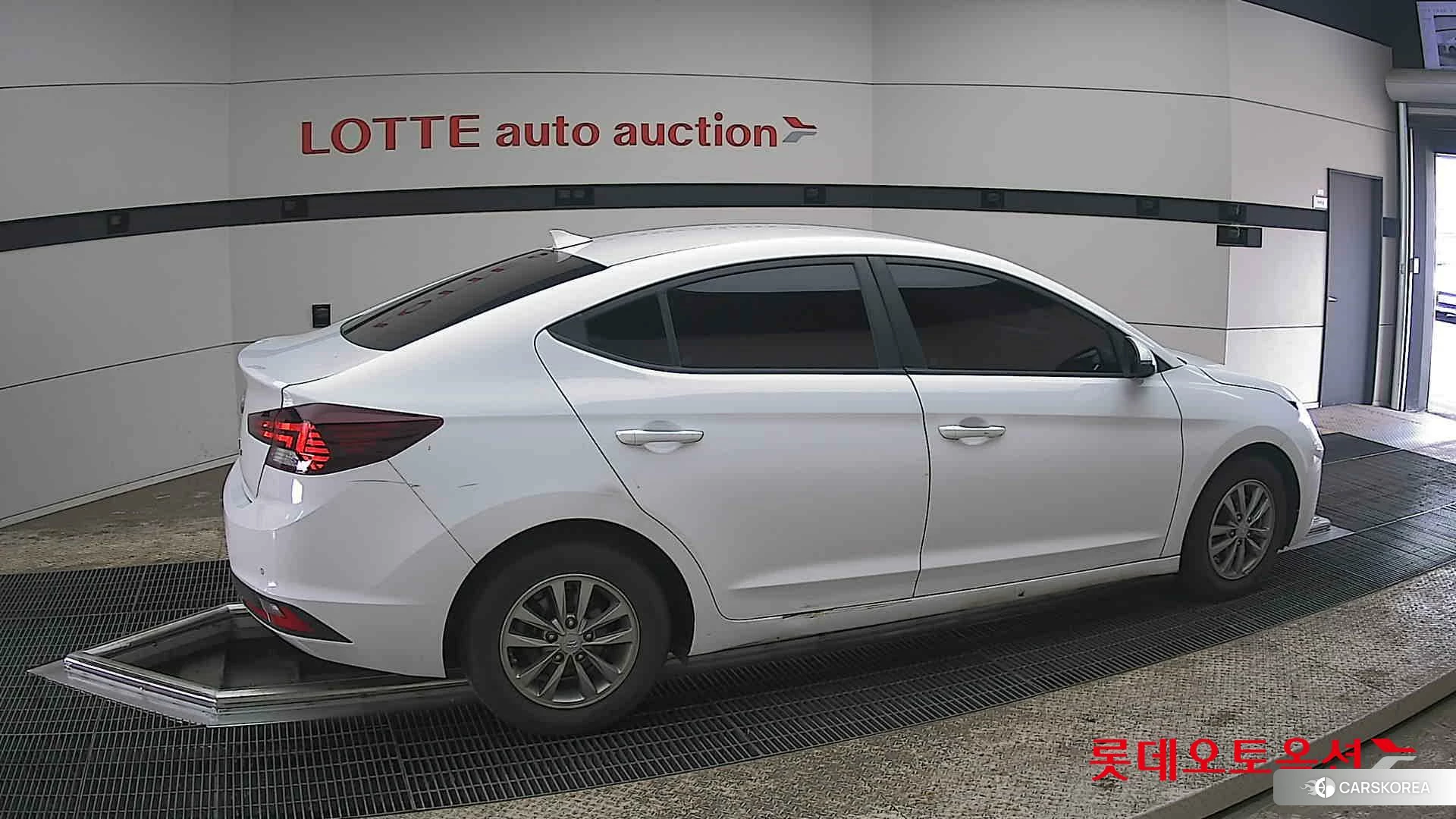 Hyundai Avante id 3875703 из Кореи 9