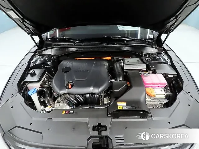 Hyundai The New Grandeur IG Hybrid id 3053662 из Кореи 9