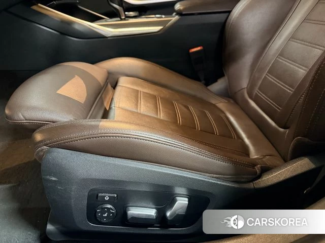 BMW 3 Series (G20) id 3834396 из Кореи 9