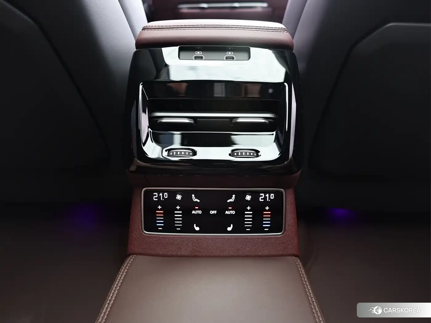 Audi A6L id 4589375 из Китая 9