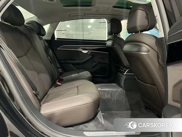 Audi A8 id 4261836 из Китая 9