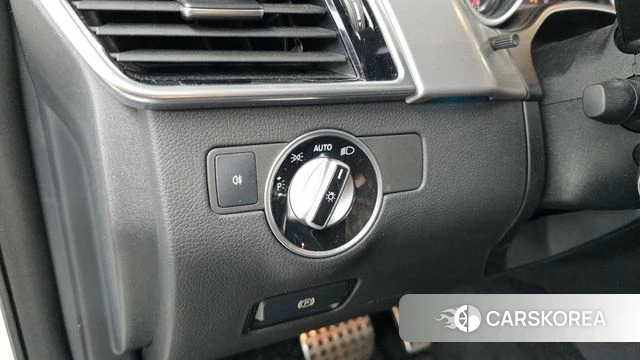 Mercedes-Benz GLE - Class W166 id 4596056 из Кореи 9