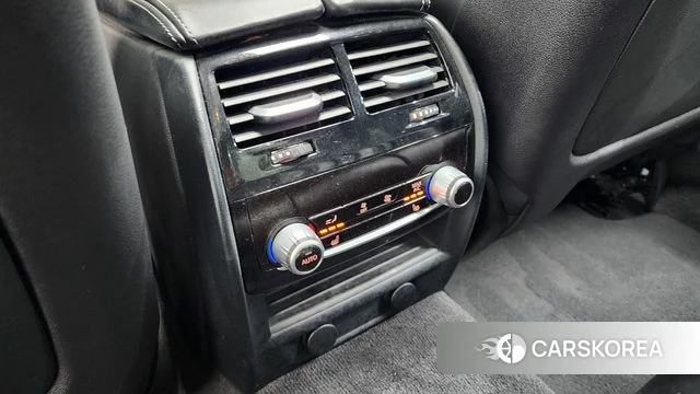 BMW 5 Series (G30) id 3814535 из Кореи 9