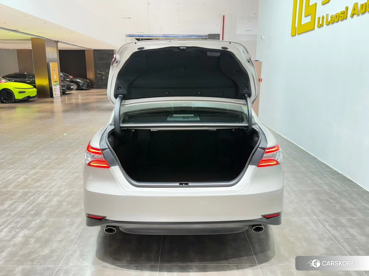 Toyota Camry id 4474008 из Китая 9