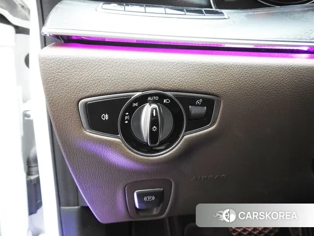 Mercedes-Benz E-Class W213 id 3489916 из Кореи 9