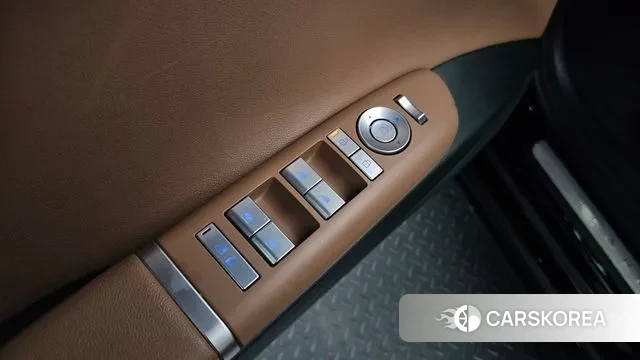 Hyundai Grandeur Hybrid (GN7) id 3610709 из Кореи 9