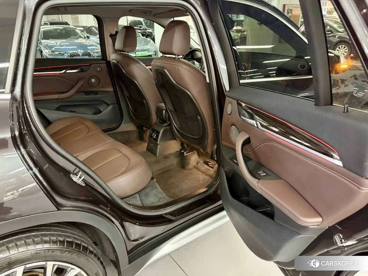 BMW X1 id 4440515 из Китая 9