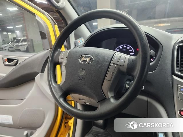 Hyundai The New Grand Starex id 3890259 из Кореи 9