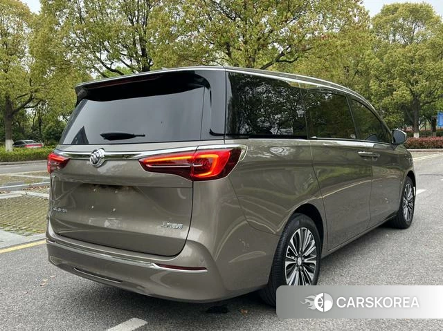 Buick GL8 id 4221281 из Китая 9
