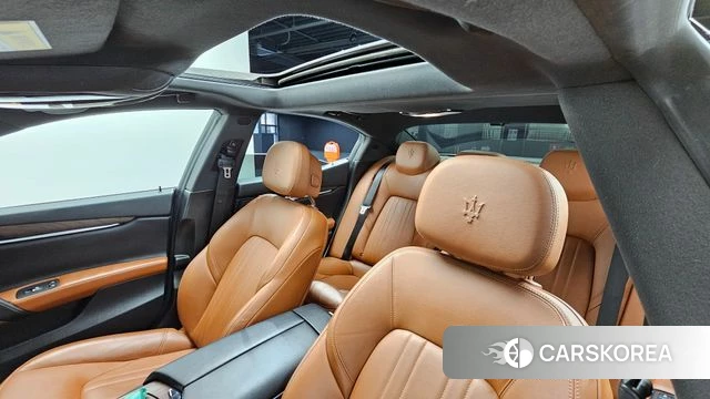 Maserati Ghibli id 4605223 из Кореи 9