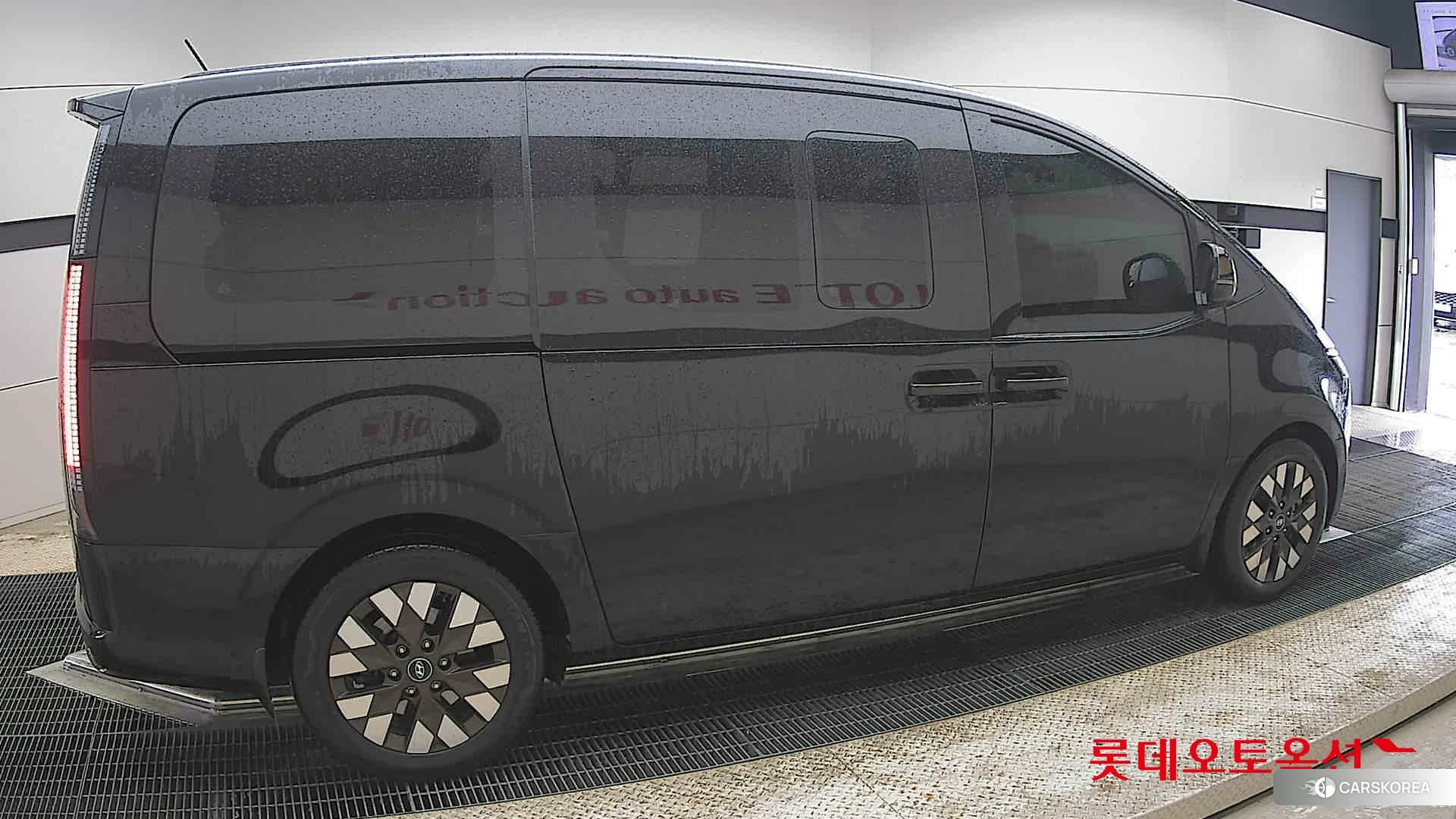 Hyundai Staria Lounge id 4352348 из Кореи 9