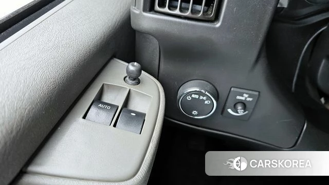 GMC Savana id 4396979 из Кореи 9