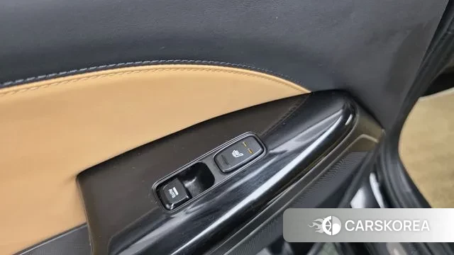 Kia K7 Premier Hybrid id 3258263 из Кореи 9