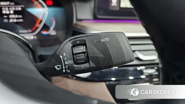 BMW 5 Series (G30) id 3412362 из Кореи 9