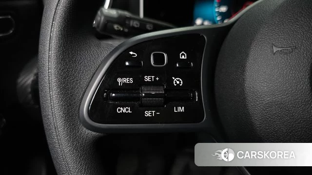 Mercedes-Benz A-Class W177 id 4416838 из Кореи 9
