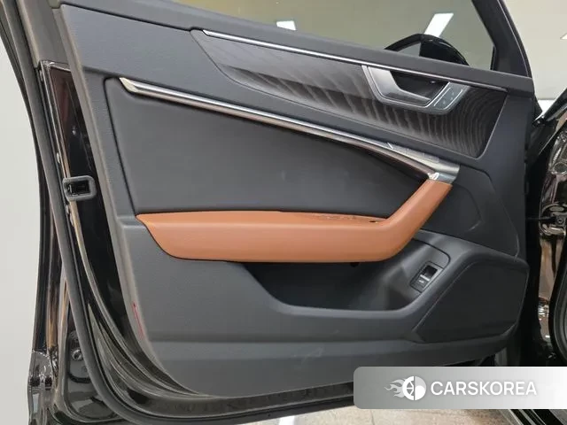 Audi A6 (C8) id 3311633 из Кореи 9