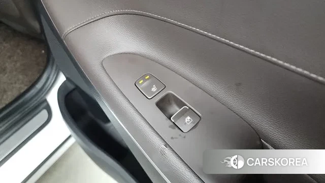 Hyundai The New Grandeur IG Hybrid id 3202899 из Кореи 9